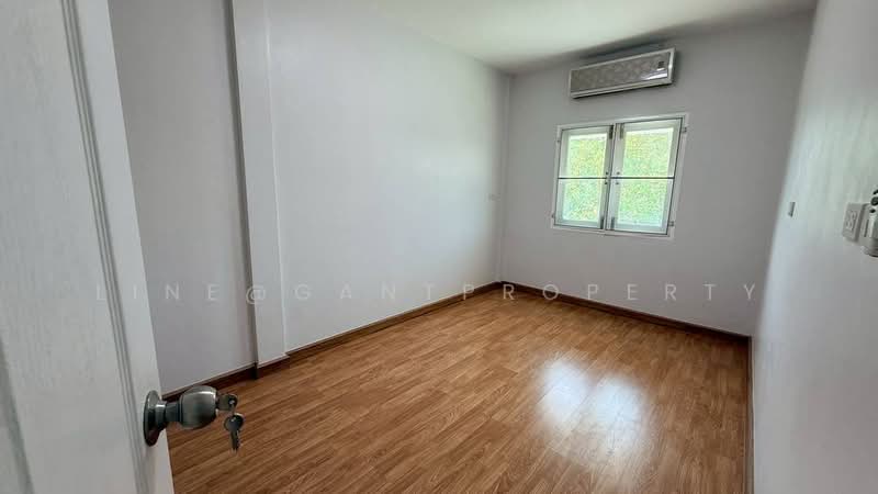 ดิ เอ็กซ์คลูซีฟ สวนหลวง ร.๙, Bangkok, Prawet, Prawet, Bangkok, 3 Bedrooms, 110 sqm, Townhouse For Sale, by Line@GantProperty, 500233856 - DDproperty.com