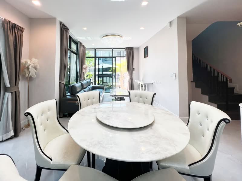 Bangkok Boulevard Donmueang-Chaengwattana, Bangkok, Nawong Pracha Phatthana Road, Si Khan, Don Mueang, Bangkok, 4 Bedrooms, 231 sqm, Single Detached House For Rent, by Khun Bow, 500233859 - DDproperty.com