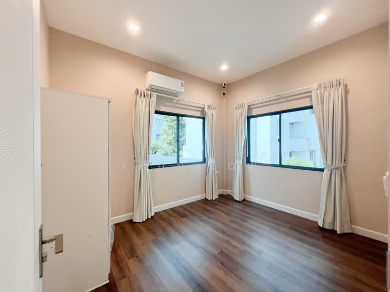 Bangkok Boulevard Donmueang-Chaengwattana, Bangkok, Nawong Pracha Phatthana Road, Si Khan, Don Mueang, Bangkok, 4 Bedrooms, 231 sqm, Single Detached House For Rent, by Khun Bow, 500233859 - DDproperty.com