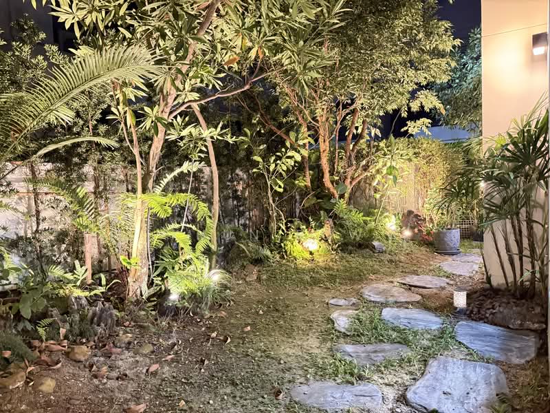 Bangkok Boulevard Donmueang-Chaengwattana, Bangkok, Nawong Pracha Phatthana Road, Si Khan, Don Mueang, Bangkok, 4 Bedrooms, 231 sqm, Single Detached House For Rent, by Khun Bow, 500233859 - DDproperty.com