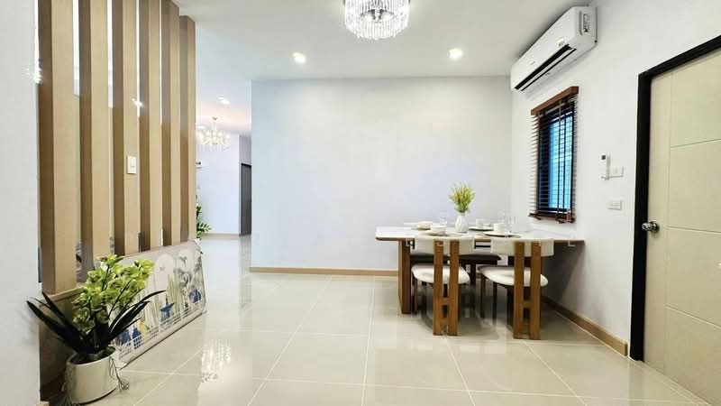 Corner House for Sale East Pattaya Nong Pla Lai Spacious Garden, Chon Buri (Pattaya), Bang Lamung, Bang Lamung (Pattaya), Chon Buri (Pattaya), 3 Bedrooms, 240 sqm, Semi-Detached House (Twin House) For Sale, by PLC Real Estate, 500233877 - DDproperty.com