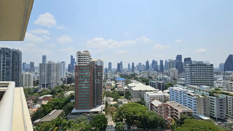 Baan Suanpetch, Bangkok, 18 Soi Sukhumvit 39, Khlong Tan Nua, Watthana, Bangkok, 2 Bedrooms, 130 sqm, Condo For Rent, by BANGKOK PROPERTY AGENTS, 500233881 - DDproperty.com