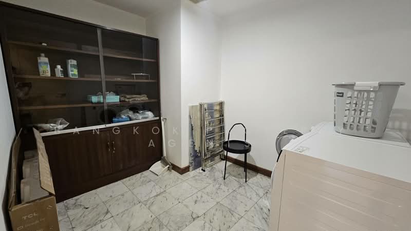 Baan Suanpetch, Bangkok, 18 Soi Sukhumvit 39, Khlong Tan Nua, Watthana, Bangkok, 2 Bedrooms, 130 sqm, Condo For Rent, by BANGKOK PROPERTY AGENTS, 500233881 - DDproperty.com