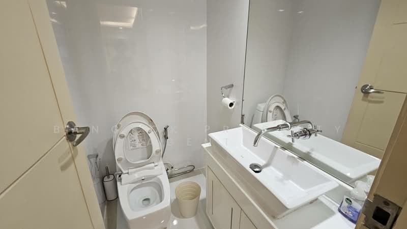 Baan Suanpetch, Bangkok, 18 Soi Sukhumvit 39, Khlong Tan Nua, Watthana, Bangkok, 2 Bedrooms, 130 sqm, Condo For Rent, by BANGKOK PROPERTY AGENTS, 500233881 - DDproperty.com