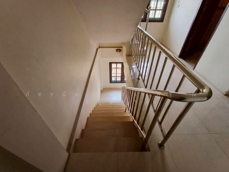 อาคารพาณิชย์ 3 ชั้น หมู่บ้านพูลผล ถนนพหลโยธิน ตำบลคูคต อำเภอลำลูกกา จังหวัดปทุมธานี, ปทุมธานี, ลำลูกกา, คูคต, ลำลูกกา, ปทุมธานี, 64 ตร.ม., ตึกแถว-อาคารพาณิชย์ ขาย, โดย ภัทรนัน อิศรางกูร ณ อยุธยา, 500233900 - DDproperty.com