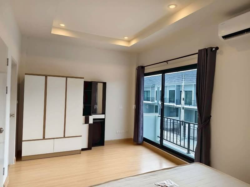 For Rent - ให้เช่าทาวน์โฮมโครงการใหม่ ม.ศุภาลัยบลิซ ศรีราชา, Chon Buri (Pattaya)