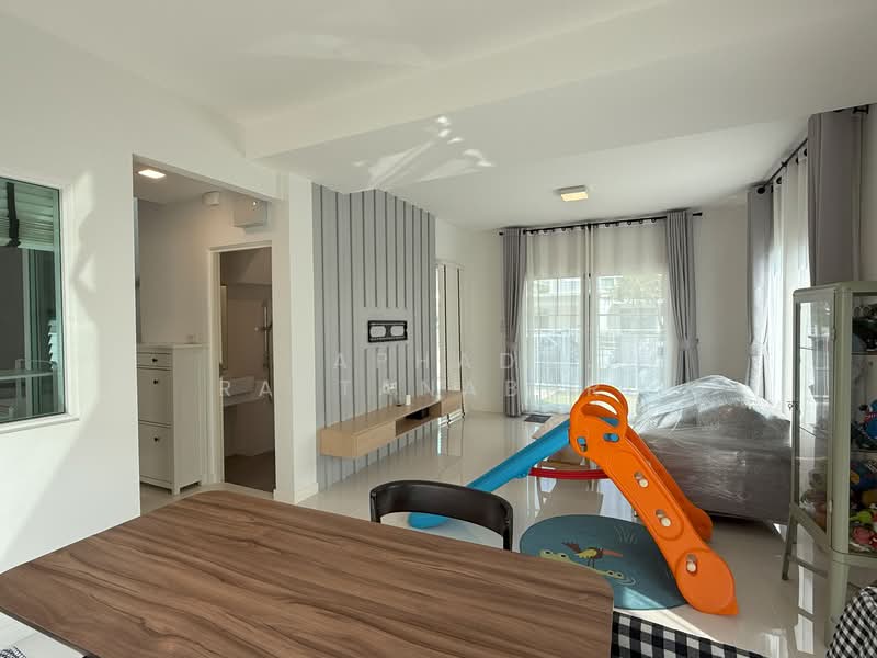 Villaggio Bangna, Samut Prakan, Bang Na-Trat Frontage Road, Bang Bo, Bang Bo, Samut Prakan, 3 Bedrooms, 114 sqm, Single Detached House For Sale, by Paphada Rattanaburi, 500233934 - DDproperty.com