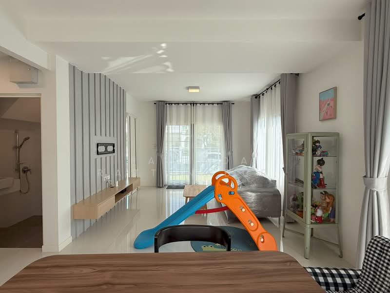 Villaggio Bangna, Samut Prakan, Bang Na-Trat Frontage Road, Bang Bo, Bang Bo, Samut Prakan, 3 Bedrooms, 114 sqm, Single Detached House For Sale, by Paphada Rattanaburi, 500233934 - DDproperty.com