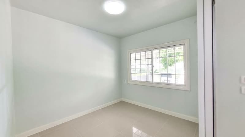 The Village Kanjanapisek-Ratchapruek, Nonthaburi, Bang Kruai Road - Bangkok, Sai Noi, Sai Noi, Nonthaburi, 3 Bedrooms, 150 sqm, Semi-Detached House (Twin House) For Sale, by ทัศนีย์ แสนศรี, 500233937 - DDproperty.com