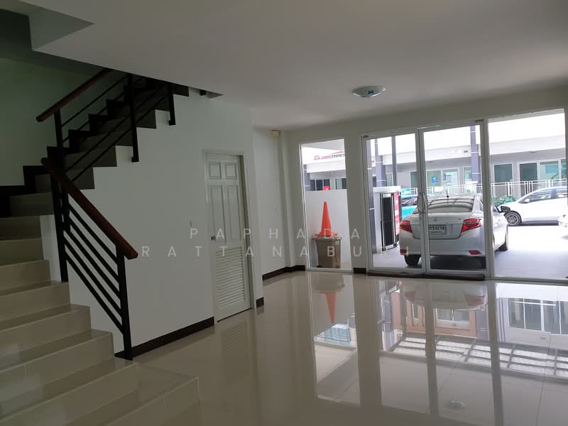 ขาย - RK Biz Center Motorway - Airportlink : อาร์เค บิซ เซ็นเตอร์ มอเตอร์เวย์ - แอร์พอร์ตลิงค์, กรุงเทพ