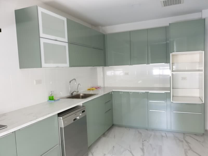 ขาย - RK Biz Center Motorway - Airportlink : อาร์เค บิซ เซ็นเตอร์ มอเตอร์เวย์ - แอร์พอร์ตลิงค์, กรุงเทพ