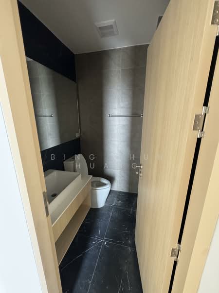 Skyrise Avenue Sukhumvit 64, Bangkok, 3 Soi Sukhumvit 64, Bang Chak, Phra Khanong, Bangkok, 3 Bedrooms, 87 sqm, Condo For Sale, by Bing Chun Huang, 500233954 - DDproperty.com