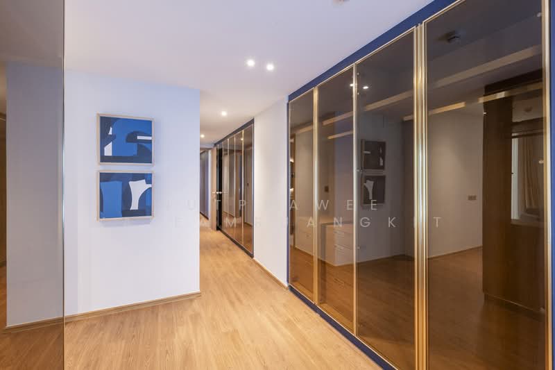 Via 34, Bangkok, 15 Soi Sukhumvit 34, Khong Tan, Khlong Toei, Bangkok, 2 Bedrooms, 125 sqm, Condo For Rent, by Nutprawee Kaseamruangkit, 500233955 - DDproperty.com