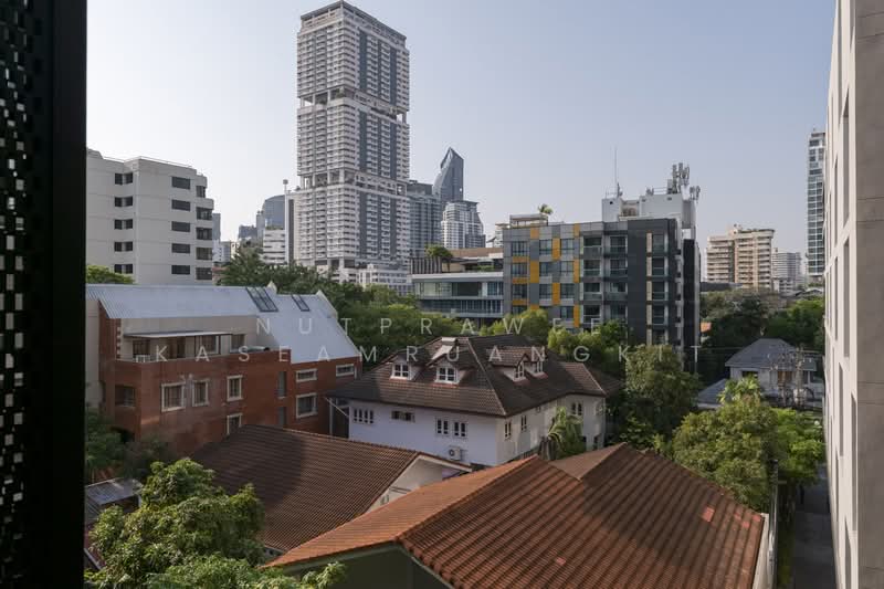 Via 34 : เวีย 34, กรุงเทพ, 15 ซอย สุขุมวิท 34, คลองตัน, คลองเตย, กรุงเทพ, 125 ตร.ม., คอนโด ให้เช่า, โดย Nutprawee Kaseamruangkit, 500233955 - DDproperty.com