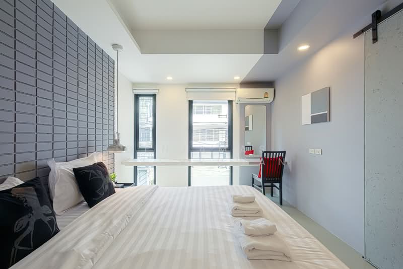 Quite Grove Hotel, Bangkok, ศาลาแดง, Silom, Bang Rak, Bangkok, , 400 sqm, Shophouse For Sale, by Benjamas Petchsuwan, 500233995 - DDproperty.com