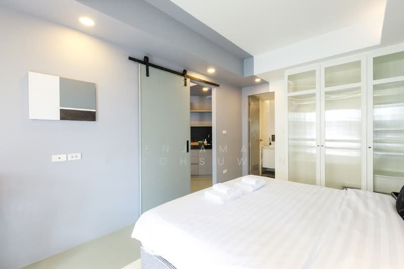 สีลม, กรุงเทพ, ศาลาแดง, สีลม, บางรัก, กรุงเทพ, 400 ตร.ม., ตึกแถว-อาคารพาณิชย์ ขาย, โดย Benjamas Petchsuwan, 500233995 - DDproperty.com