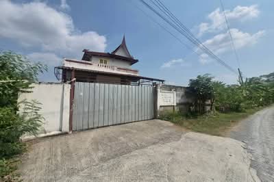 ขาย - บ้านเดี่ยว 3 ชั้น เนื้อที่ 86 ตร.ว. ซอยบุญรอด (หรือเข้าทางซอย ขนนจีนบ้านคุณย่า) ถนนจันทร์ทองเอี่ยม, นนทบุรี