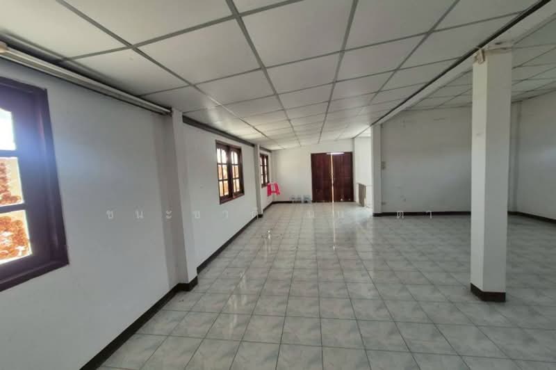 บ้านเดี่ยว 3 ชั้น เนื้อที่ 86 ตร.ว. ซอยบุญรอด (หรือเข้าทางซอย ขนนจีนบ้านคุณย่า) ถนนจันทร์ทองเอี่ยม, Nonthaburi, จันทร์ทองเอี่ยม (เลียบคลองอ้อม), Bang Rak Pattana, Bang Bua Thong, Nonthaburi, 2 Bedrooms, 350 sqm, Single Detached House For Sale, by ชนะชาติ นนท์ตา, 500234009 - DDproperty.com