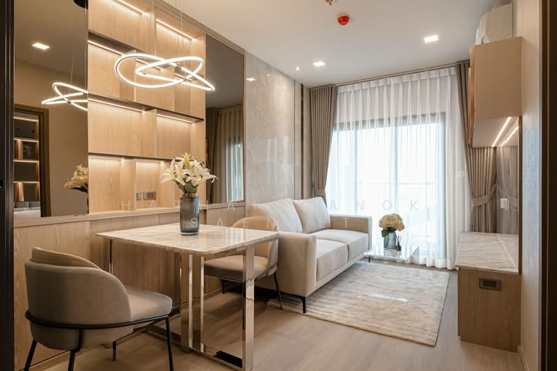 Life Phahon-Ladprao, Bangkok, 996 Phahonyothin Road, Jom Phon, Chatuchak, Bangkok, 1 Bedroom, 35 sqm, Condo For Rent, by Hathaichanok Saenset, 500234014 - DDproperty.com