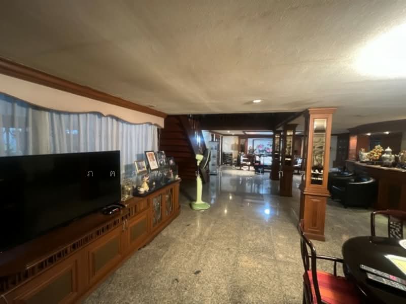 อาคารพาณิชย์ 2 คูหา, Bangkok, Khlong Tan Nua, Watthana, Bangkok, , 600 sqm, Shophouse For Rent, by ภคภพ แก้วเกตุ, 500234026 - DDproperty.com