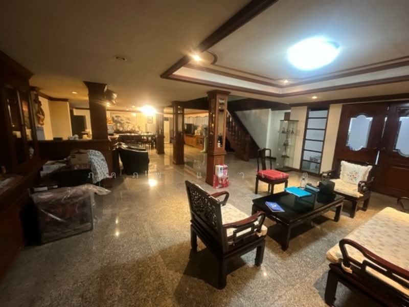 อาคารพาณิชย์ 2 คูหา, Bangkok, Khlong Tan Nua, Watthana, Bangkok, , 600 sqm, Shophouse For Rent, by ภคภพ แก้วเกตุ, 500234026 - DDproperty.com