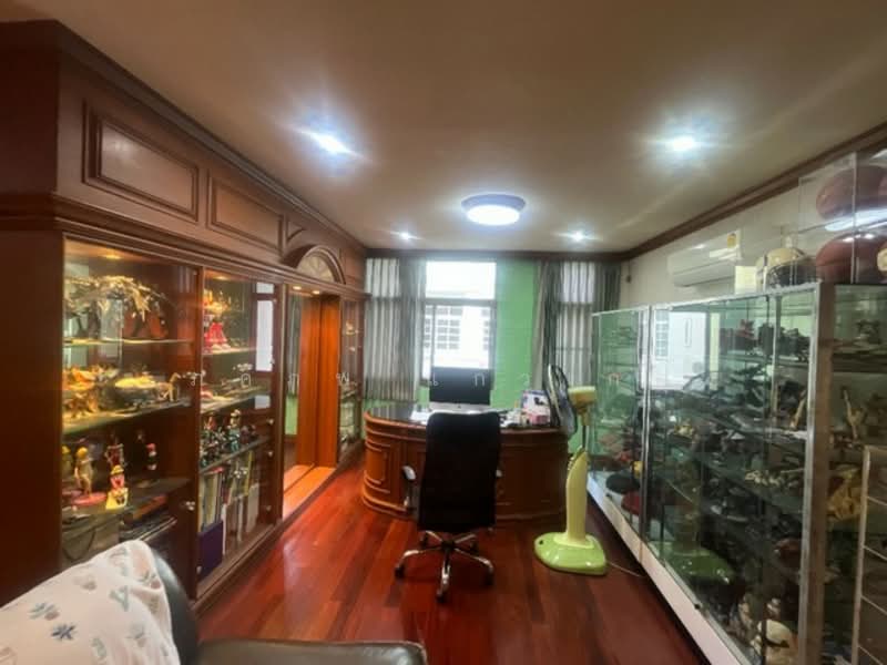 บ้านทำเลดี ใจกลางสุขุมวิท กรุงเทพ, กรุงเทพ, คลองตันเหนือ, วัฒนา, กรุงเทพ, 600 ตร.ม., ตึกแถว-อาคารพาณิชย์ ให้เช่า, โดย ภคภพ แก้วเกตุ, 500234026 - DDproperty.com