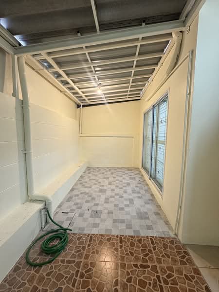 ให้เช่า - ให้เช่าทาวน์โฮม ม.เดอะเซ็นทรัล ชากค้อ ศรีราชา, ชลบุรี