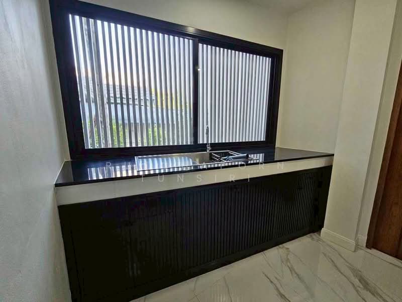 Pool Villa ให้เช่า – ใกล้แม่ริมพลาซ่า เพียง 10 นาที ค่าเช่า 75,000 บาท /เดือน รหัสทรัพย์ : No.10P001, Chiang Mai, Rim Nua, Mae Rim, Chiang Mai, 4 Bedrooms, 400 sqm, Single Detached House For Rent, by Rutchaporn Tunsiri, 500234041 - DDproperty.com