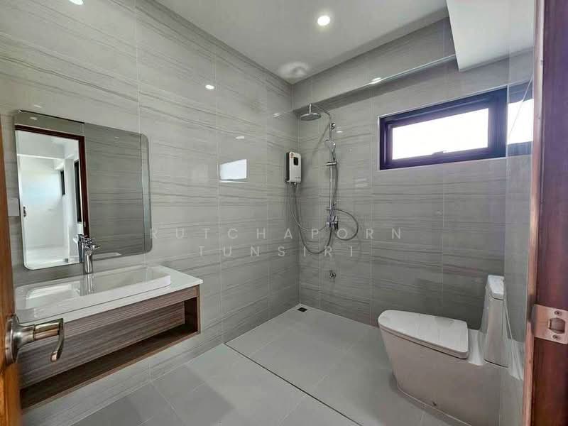 Pool Villa ให้เช่า – ใกล้แม่ริมพลาซ่า เพียง 10 นาที ค่าเช่า 75,000 บาท /เดือน รหัสทรัพย์ : No.10P001, Chiang Mai, Rim Nua, Mae Rim, Chiang Mai, 4 Bedrooms, 400 sqm, Single Detached House For Rent, by Rutchaporn Tunsiri, 500234041 - DDproperty.com