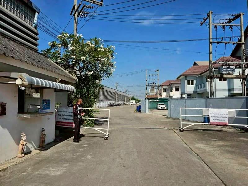 For Rent - ให้เช่าHomeFactory / โรงงานพร้อมบ้าน 1 ไร่ กระทุ่มแบน อ้อมน้อย จ.สมุทรสาคร (TW8-12326), Samut Sakhon