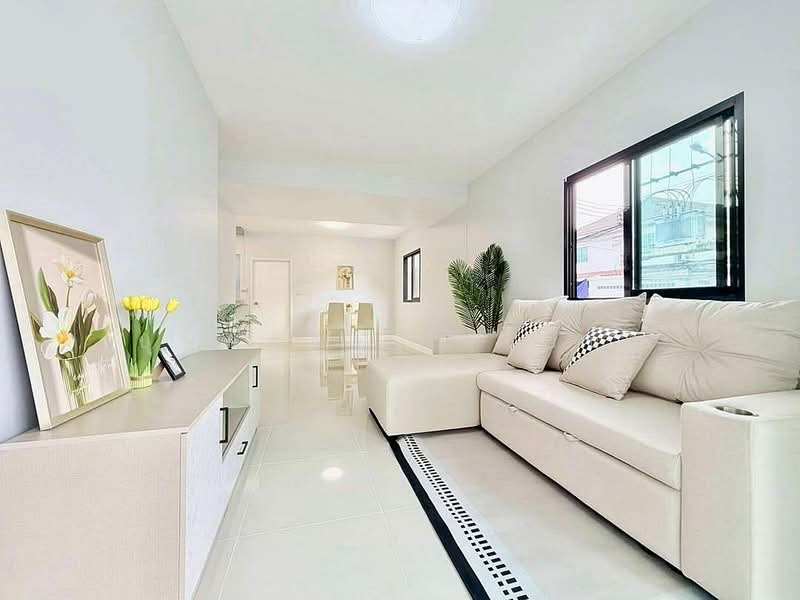 บ้านสวย หลังมุม ถนนเมน #หมู่บ้าน พฤกษา วิลล์ 63/1 ซอยวัดสังฆทาน พระราม 5–วงศ์สว่าง ใกล้แม็คโคร, Nonthaburi, นครอินทร์, Bang Phai, Muang Nonthaburi, Nonthaburi, 3 Bedrooms, 120 sqm, Townhouse For Sale, by บุษบากร (เจี๊ยบ), 500234075 - DDproperty.com