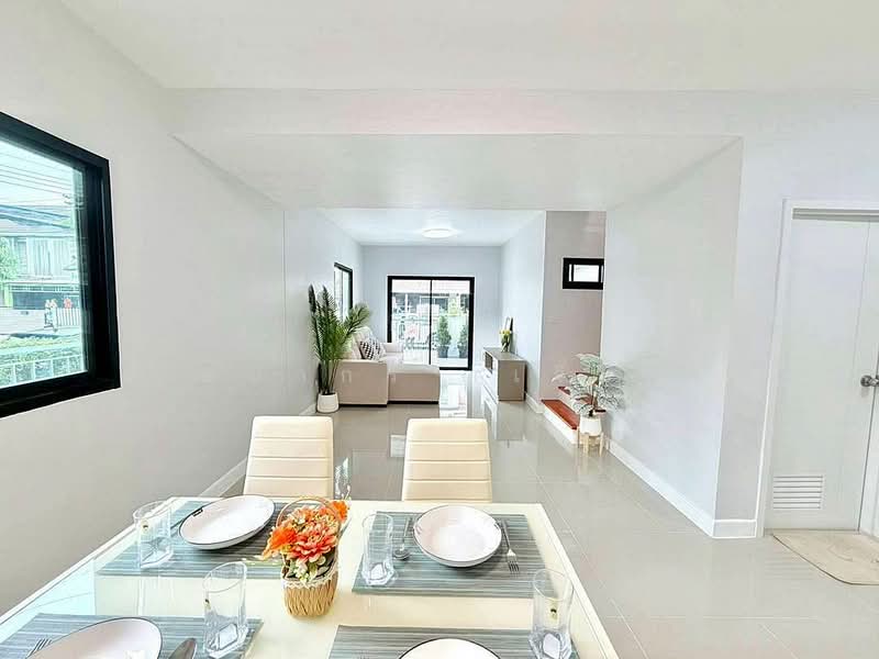 บ้านสวย หลังมุม ถนนเมน #หมู่บ้าน พฤกษา วิลล์ 63/1 ซอยวัดสังฆทาน พระราม 5–วงศ์สว่าง ใกล้แม็คโคร, Nonthaburi, นครอินทร์, Bang Phai, Muang Nonthaburi, Nonthaburi, 3 Bedrooms, 120 sqm, Townhouse For Sale, by บุษบากร (เจี๊ยบ), 500234075 - DDproperty.com