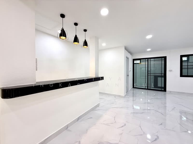 ให้เช่า - ซอยเพชรเกษม68 แยก37, กรุงเทพ