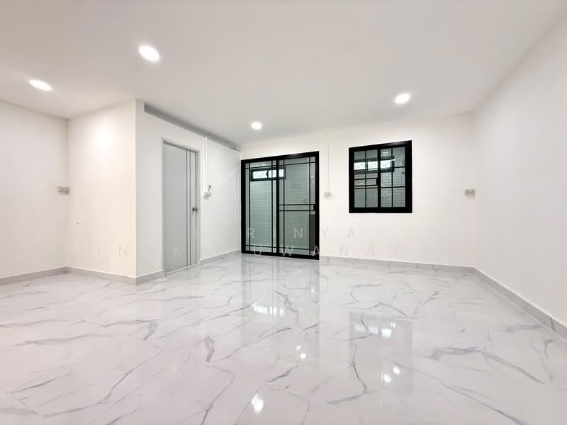 ซอยเพชรเกษม68 แยก37, Bangkok, Bang Kae Nua, Bang Khae, Bangkok, 3 Bedrooms, 190 sqm, Townhouse For Rent, by Parinya Ingkasuwanakul, 500234106 - DDproperty.com