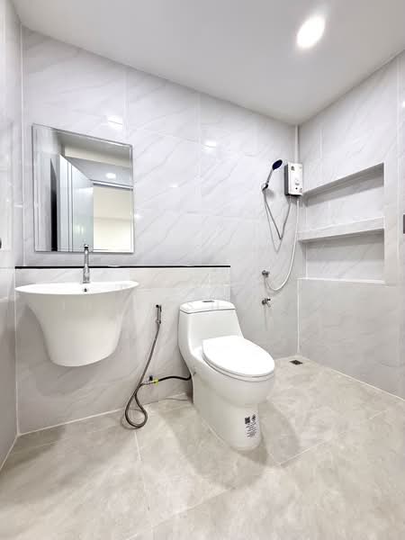 ซอยเพชรเกษม68 แยก37, Bangkok, Bang Kae Nua, Bang Khae, Bangkok, 3 Bedrooms, 190 sqm, Townhouse For Rent, by Parinya Ingkasuwanakul, 500234106 - DDproperty.com