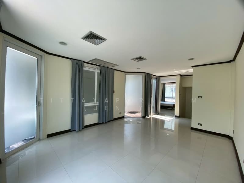 Baan Rock Garden Meng Jai, Bangkok, Wang Thonglang, Wang Thonglang, Bangkok, 3 Bedrooms, 180 sqm, Townhouse For Rent, by Tittayaporn Kim (Jenny), 500234113 - DDproperty.com