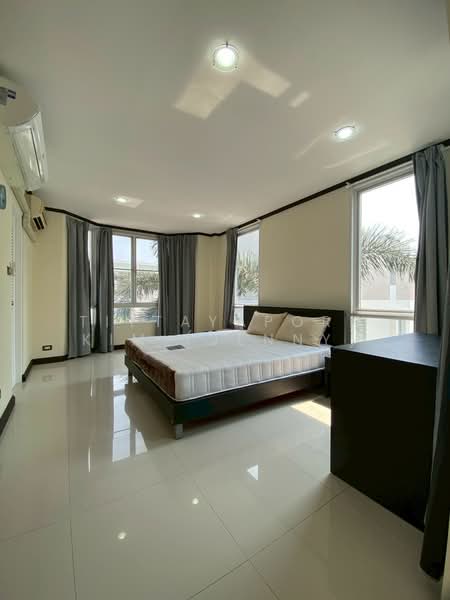 Baan Rock Garden Meng Jai, Bangkok, Wang Thonglang, Wang Thonglang, Bangkok, 3 Bedrooms, 180 sqm, Townhouse For Rent, by Tittayaporn Kim (Jenny), 500234113 - DDproperty.com