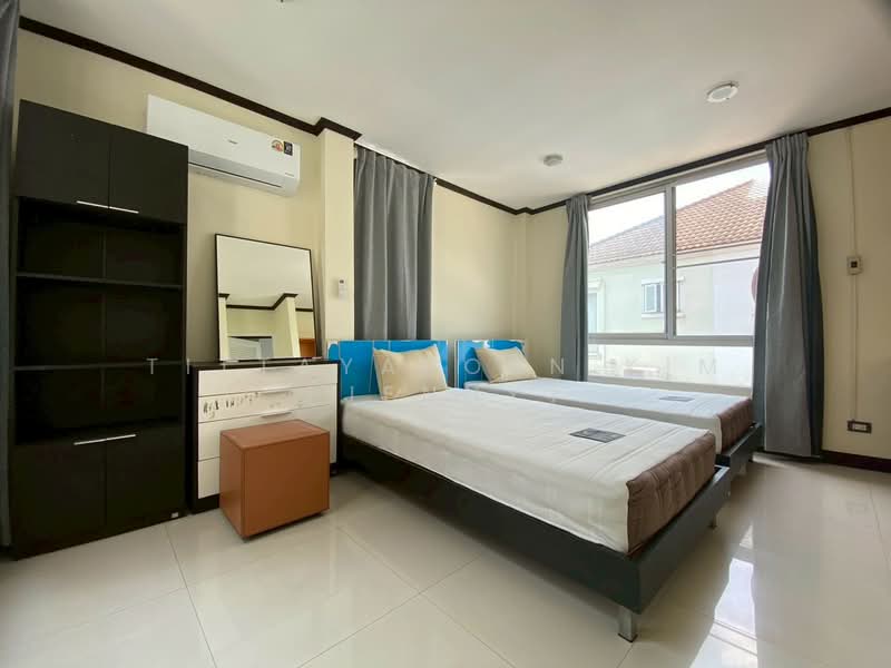 Baan Rock Garden Meng Jai, Bangkok, Wang Thonglang, Wang Thonglang, Bangkok, 3 Bedrooms, 180 sqm, Townhouse For Rent, by Tittayaporn Kim (Jenny), 500234113 - DDproperty.com