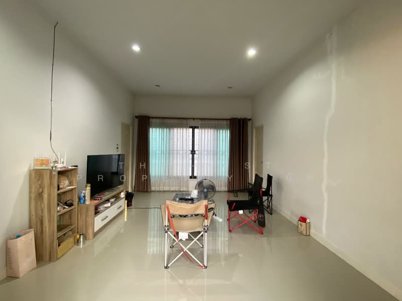 ขาย - Ivy Emperor : ไอวี่ เอ็มเพอร์เรอร์, ชลบุรี