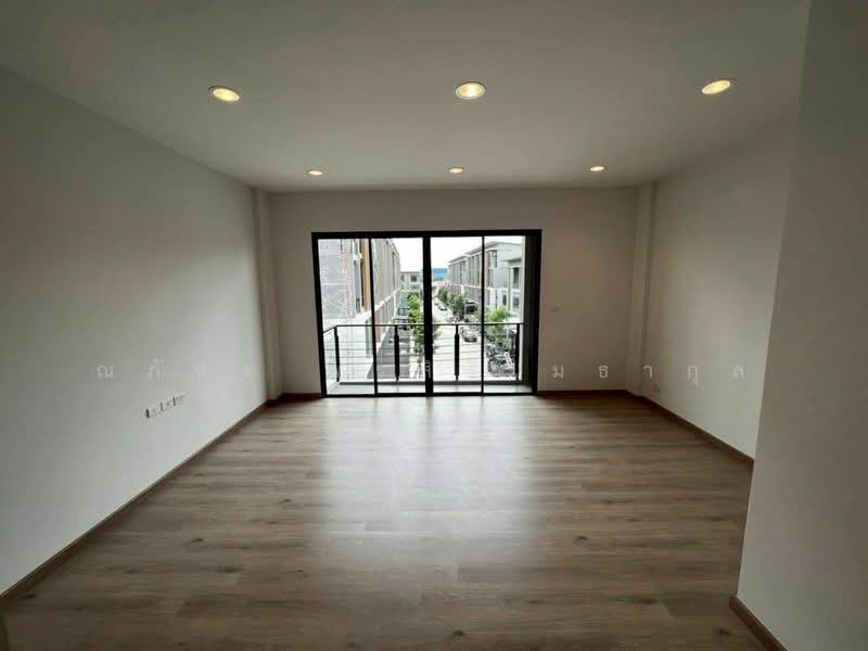 Premium Place Phaholyothin-Ramintra, Bangkok, Tha Rang, Bang Khen, Bangkok, 4 Bedrooms, 170 sqm, Townhouse For Rent, by ณภัทร พรสิริเมธากุล, 500234147 - DDproperty.com