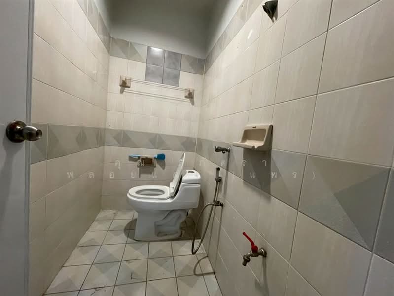 หมู่บ้านฉัตรทิพย์ ใกล้โลตัสนวมินทร์ ซอยนวมินทร์84, กรุงเทพ, ถนนนวมินทร์, นวลจันทร์, บึงกุ่ม, กรุงเทพ, 120 ตร.ม., บ้านแฝด ขาย, โดย คุณ สุภัตรา พลอยแดง (แพร), 500234186 - DDproperty.com