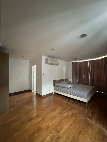 Baan Rock Garden Meng Jai, Bangkok, Wang Thonglang, Wang Thonglang, Bangkok, 3 Bedrooms, 250 sqm, Townhouse For Sale, by Tittayaporn Kim (Jenny), 500234195 - DDproperty.com