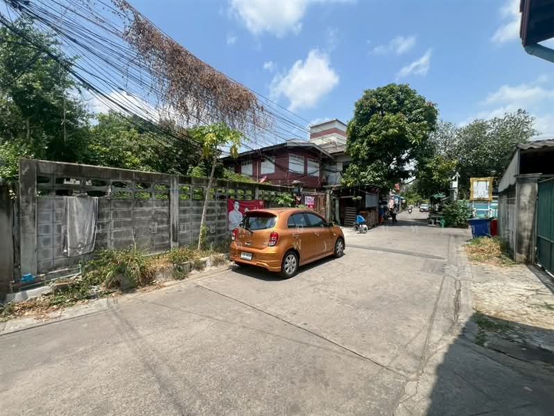 ที่ดิน + สิ่งปลูกสร้าง 2 ชั้น 149 ตร.ว. ซอยพรานนก5 ใกล้แยกไฟฉาย, Bangkok, ถนนจรัญสนิทวงศ์, Bang Khun Non, Bangkok Noi, Bangkok, , 596 sqm, Land For Sale, by คุณ ปิยะพงษ์ อินทโต (ต๊าฟ), 500234197 - DDproperty.com