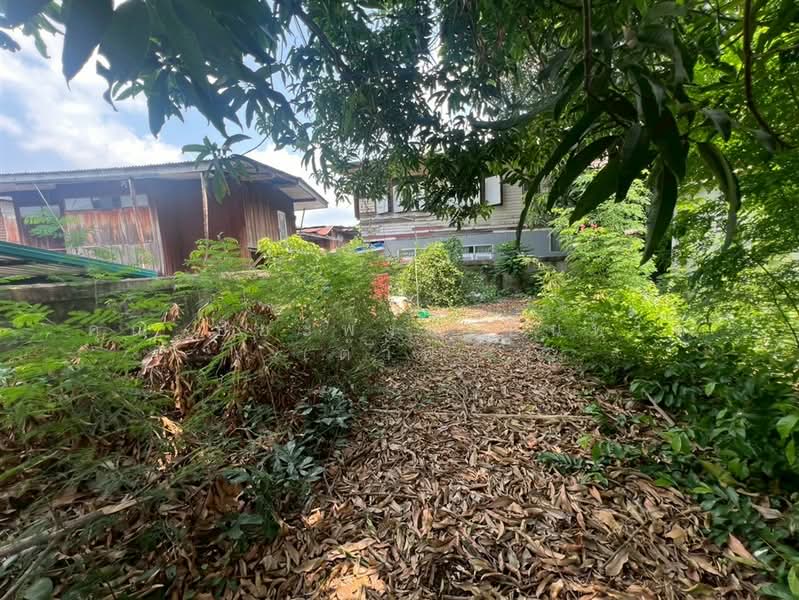 ขาย - ที่ดิน + สิ่งปลูกสร้าง 2 ชั้น 149 ตร.ว. ซอยพรานนก5 ใกล้แยกไฟฉาย, กรุงเทพ