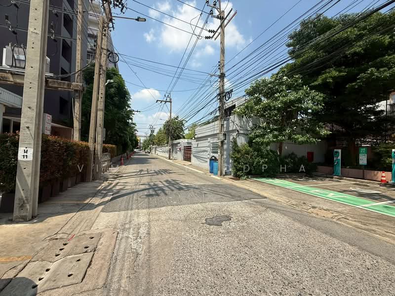 Kensington Place, Bangkok, Soi Chaeng Watthana 13, Thung Song Hong, Lak Si, Bangkok, 2 Bedrooms, 110 sqm, Condo For Sale, by Vimon Boodpha, 500234242 - DDproperty.com