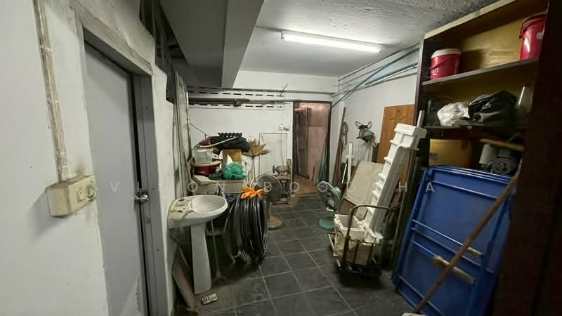 อาคารพาณิชย์ 4.5 ชั้นชั้ ห้าแยกปากเกร็ด, Nonthaburi, Pak Kret, Pak Kret, Nonthaburi, , 288 sqm, Shophouse For Sale, by Vimon Boodpha, 500234246 - DDproperty.com