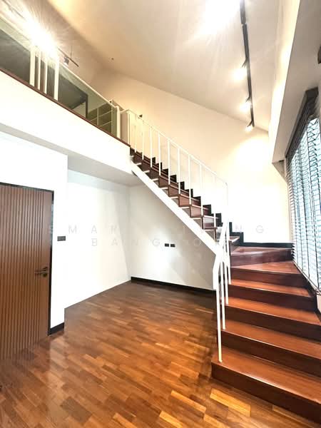 Baan Klang Krung Thonglor : บ้านกลางกรุงทองหล่อ, กรุงเทพ, 55 ซอยสุขุมวิท 55, คลองตันเหนือ, วัฒนา, กรุงเทพ, 370 ตร.ม., ทาวน์เฮ้าส์ ขาย, โดย Smart Living Bangkok, 500234263 - DDproperty.com