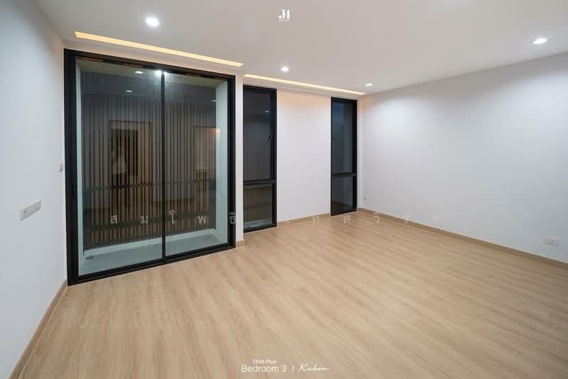 บ้าน 3 ชั้น คู้บอน27เเยก2, กรุงเทพ, รามอินทรา, คันนายาว, กรุงเทพ, 230 ตร.ม., ทาวน์เฮ้าส์ ขาย, โดย สมโพธิ เทศวิรัช, 500234268 - DDproperty.com