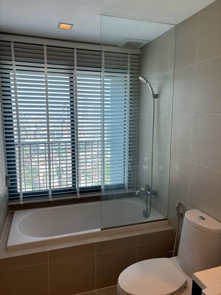 Noble Remix, Bangkok, 772 Soi Sukhumvit 36, Sukhumvit Road, Khong Tan, Khlong Toei, Bangkok, 2 Bedrooms, 97 sqm, Condo For Rent, by รัชกานต์ อัจฉริยะโพธา, 500234270 - DDproperty.com