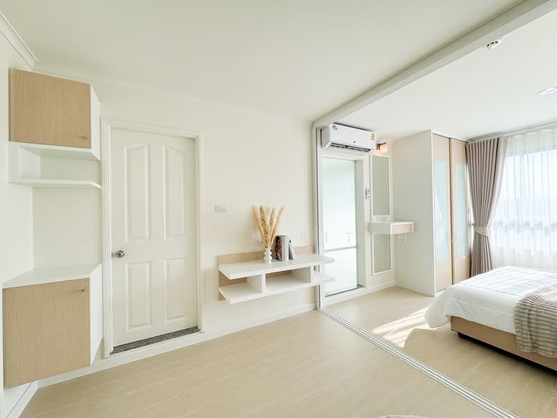 Lumpini Ville Ramkhamhaeng 26, Bangkok, Soi Ramkamhang 26,  Huamark Road, Hua Mak, Bang Kapi, Bangkok, 1 Bedroom, 28 sqm, Condo For Sale, by Sirikorn Ritchim, 500234295 - DDproperty.com